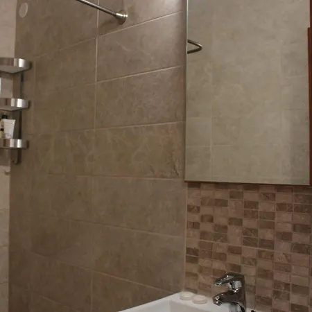 Bardis Sun 阿里拉斯